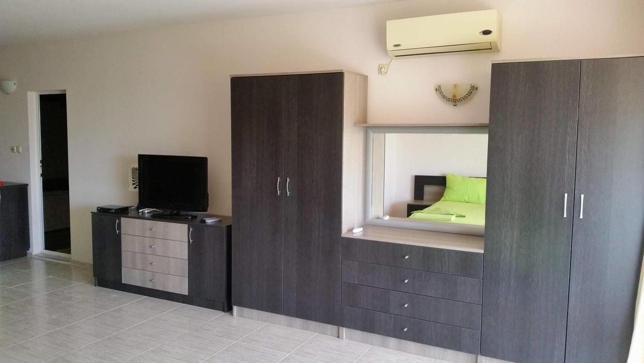 St. Sofia Apartments - Official Rental Солнечный берег Экстерьер фото