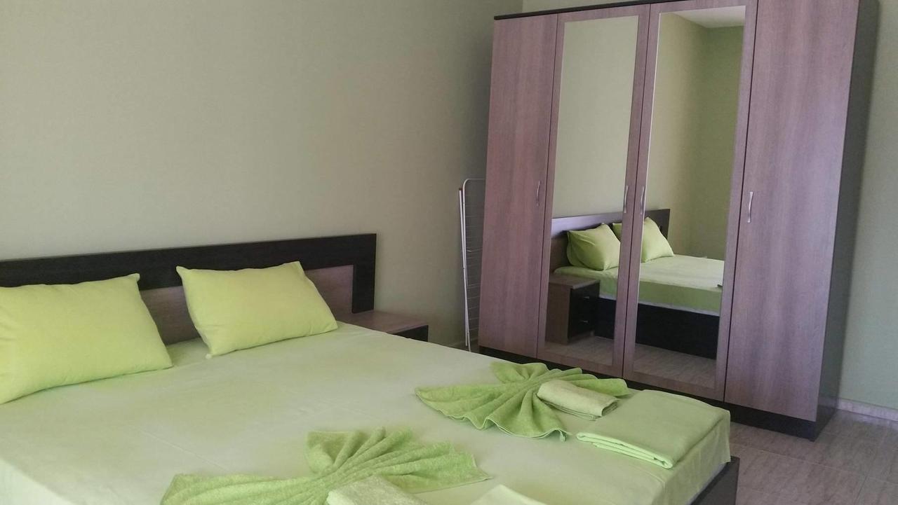 St. Sofia Apartments - Official Rental Солнечный берег Экстерьер фото